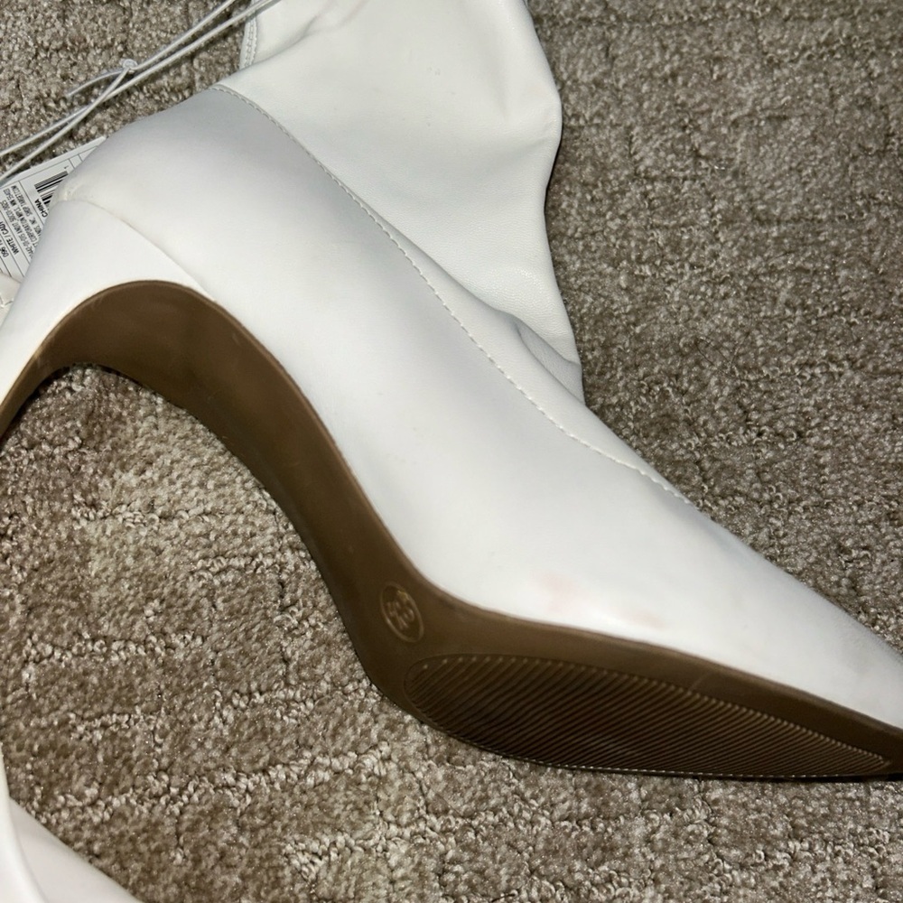 A New Day Women’s 8.5 White Cady Heeled Boots - Picture 5 of 9